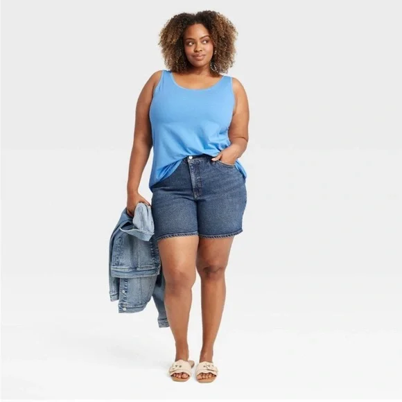 Women's High-Waisted Bermuda Jean
Shorts - Ava & Viv™. Plus Size 26. NWT! - Picture 6 of 6